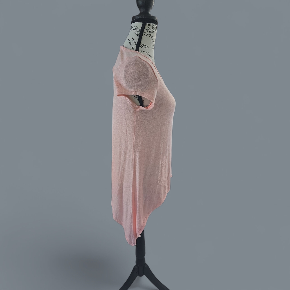 Acemi Light‎ Pink Short Sleeve Top - Picture 2 of 7